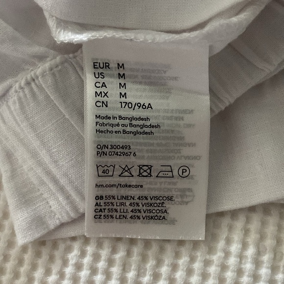 Women’s H&M home linen blend white shorts size medium NWT - Picture 5 of 7